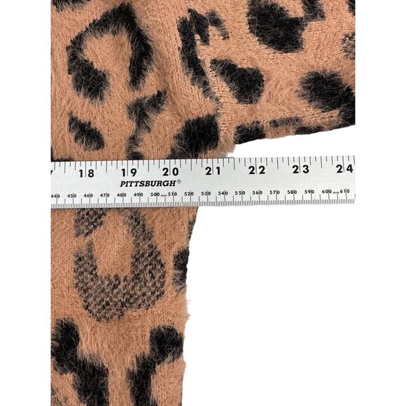 Womens Mystree Fuzzy Animal Cheetah Print Pullover Sweater Cozy Soft‎ Size Small - Picture 8 of 16